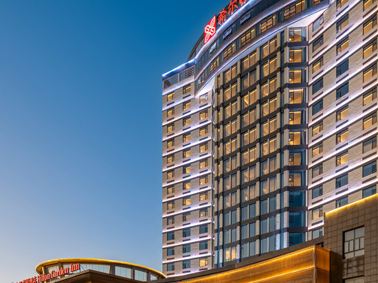 金湖希尔顿花园酒店