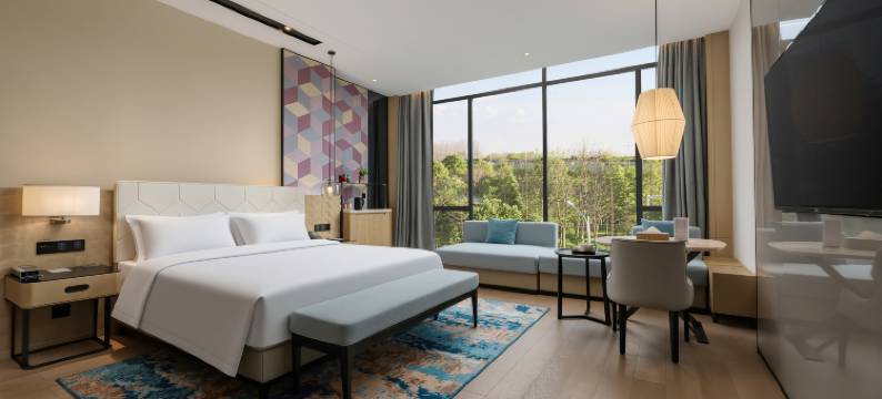 畅洋湿地公园酒店(襄阳汉江卧龙大桥店)图片