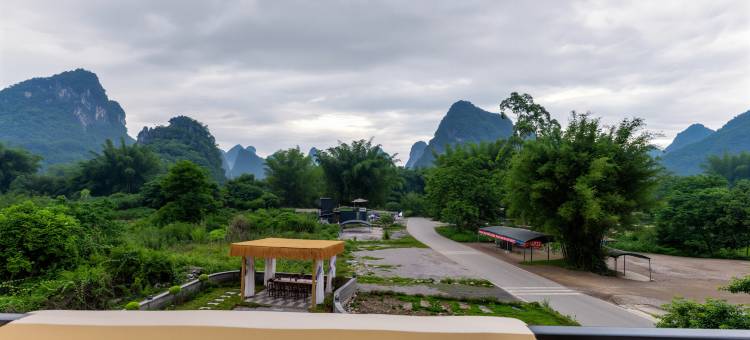 既见青山民宿(阳朔十里画廊遇龙河景区店)图片