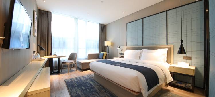 宜尚酒店(武汉蔡甸大街临嶂大道地铁站店)图片