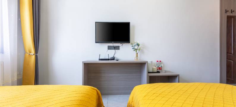 华山时雨观山酒店(华山北站店)图片