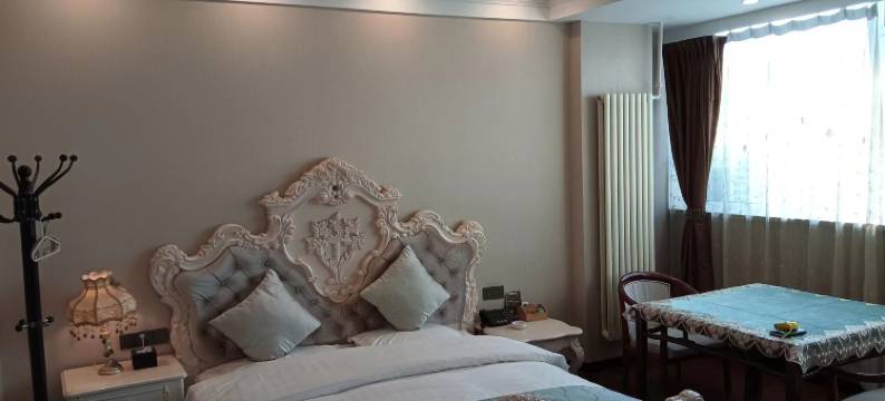 临汾书荣大酒店(平阳广场鼓楼休闲广场店)图片