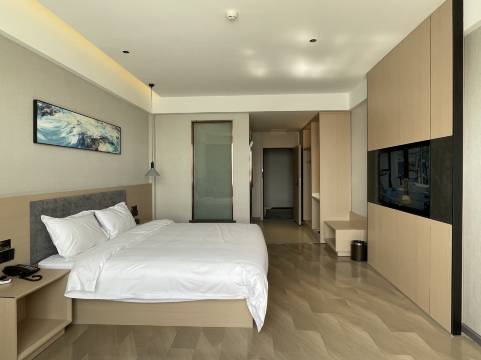 枫尚酒店(武汉薇湖路店)