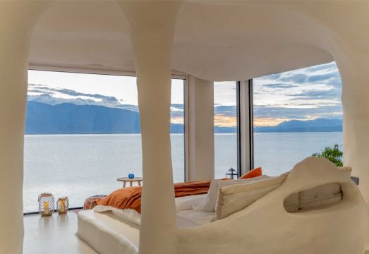 Luxury​ Sea​ View外景图