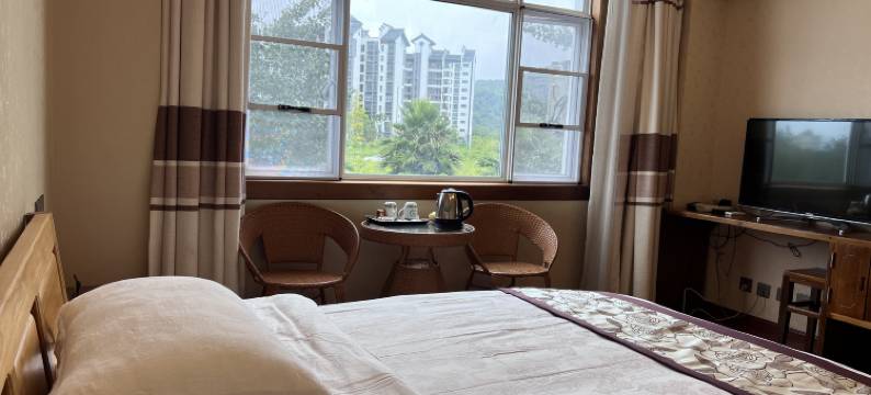 腾冲黎明酒店图片