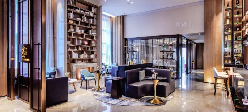 宽融全套房酒店(重庆大坪时代天街D馆店)图片