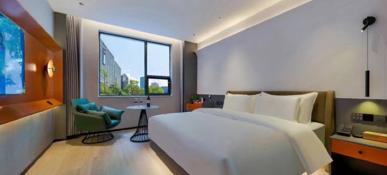 三亚美佳轻奢酒店(动车站店)图片