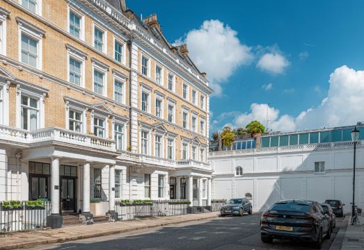 Manson PlaceHotel Overview