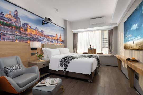 长沙铂锐湖景民宿(湖南财政经济学院店)