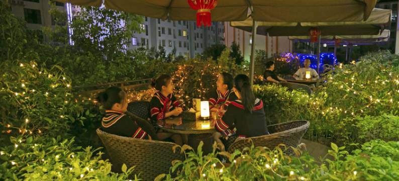 澜沧华隆大酒店(拉祜广场店)图片
