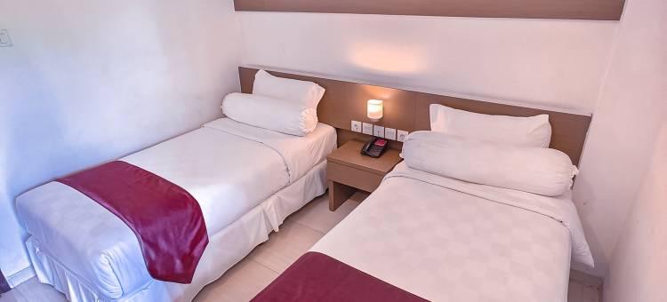 吉打里维瓦酒店 - 阿扎纳精选(Viva Hotel Kediri, Azana Hotel Collection)图片