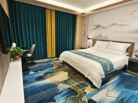 月畔湾轻奢酒店