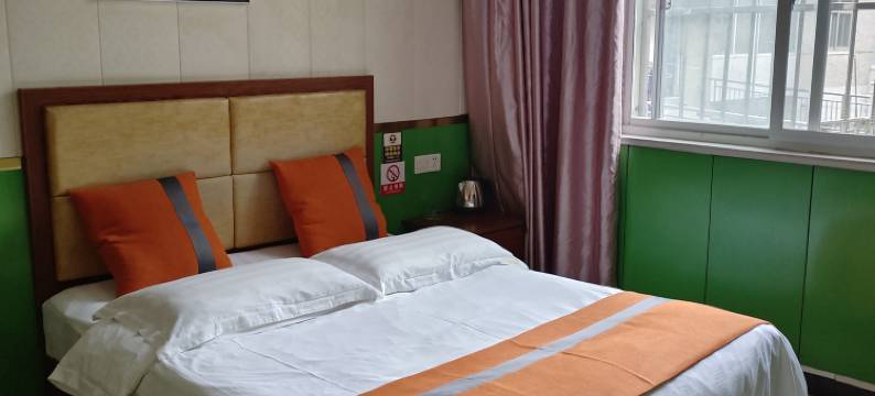 宜家快捷宾馆(桐城龙眠中路店)图片