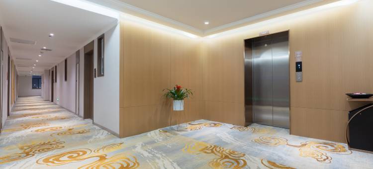 维也纳酒店(武汉黄鹤楼武昌火车站地铁站店)图片