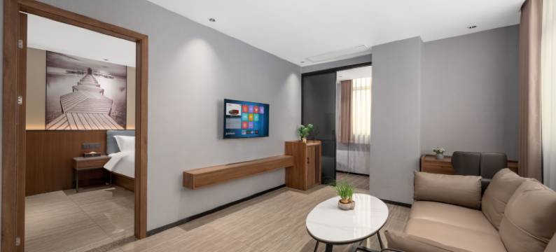 湛江吴川•KAWEIDAHOTEL卡威达酒店(吴川金沙广场第三中学店)图片