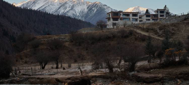 四姑娘山仰望星空·Vacilando度假庄园(长坪沟斯古拉神山店)图片