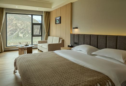 Hotel Zangxing Yunyin Road Trip Hotel Overview