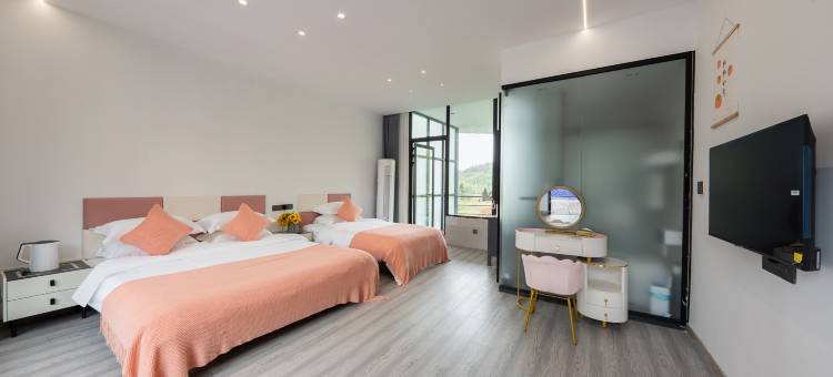 安吉晨聪悦而驿民宿(天空之城店)图片