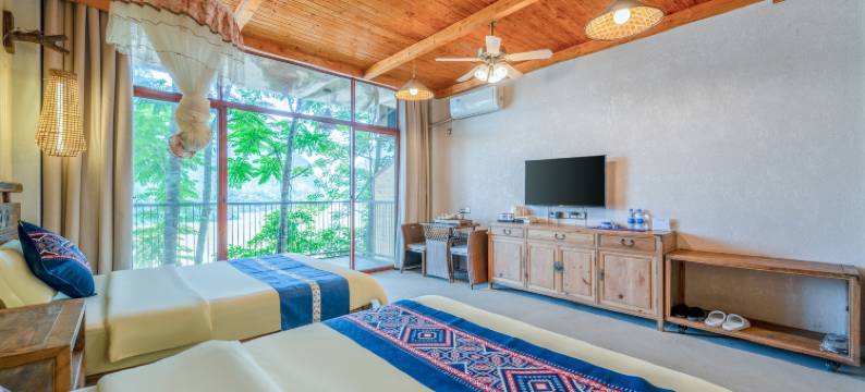 红河谷秘境酒店(河池都安红水河店)图片