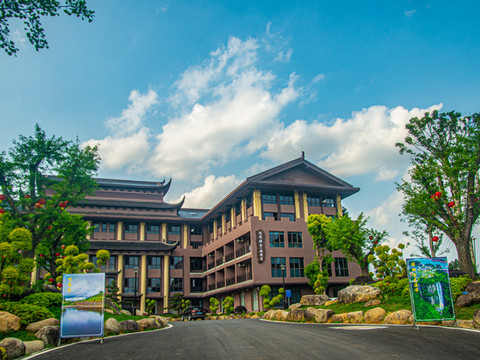 观瀑雅舍幽静阁民宿