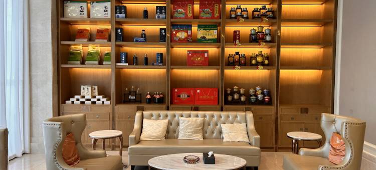 维也纳酒店(确山龙山大道店)图片