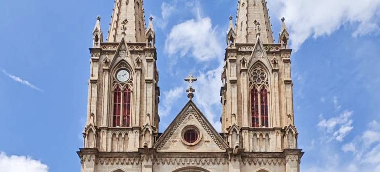 逸方公寓(广医附属第一医院海珠广场地铁站店)图片