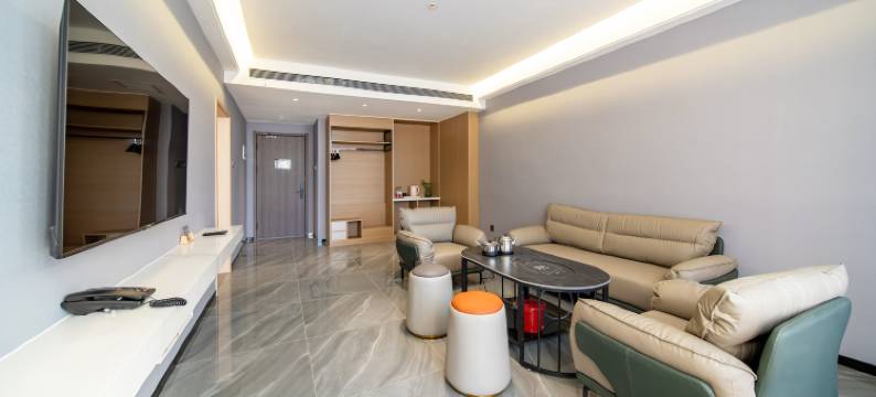 伊宁风旅河谷酒店(行政服务中心店)图片