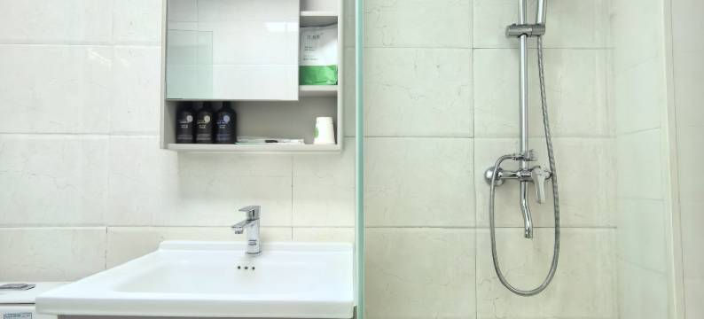 艺龙安云酒店(商丘商字第四高级中学店)图片