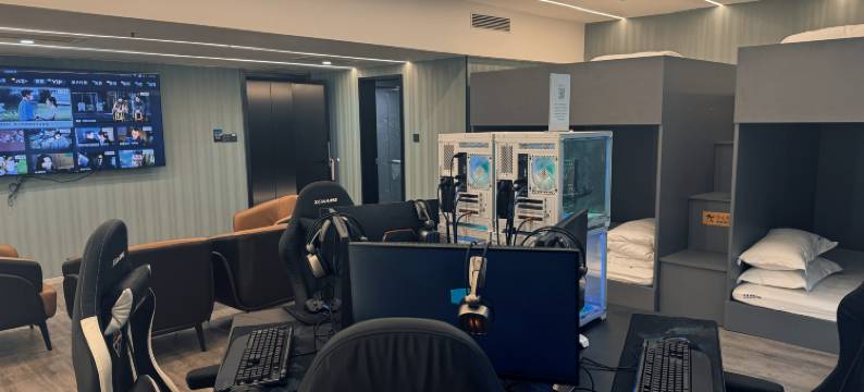 CJ潮际电竞酒店(西安南稍门地铁站店)图片