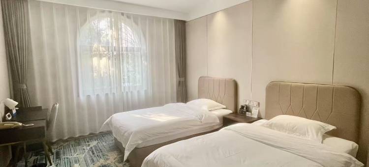 淄博般阳山庄(蒲松龄故居店)图片