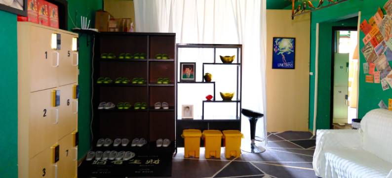 拾光记青年旅舍(观音桥好吃街店)图片