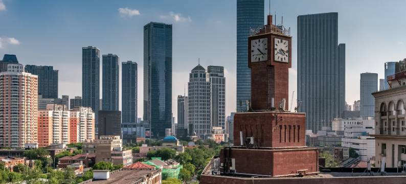 天津渤海大楼酒店(天津站滨江道步行街店)图片