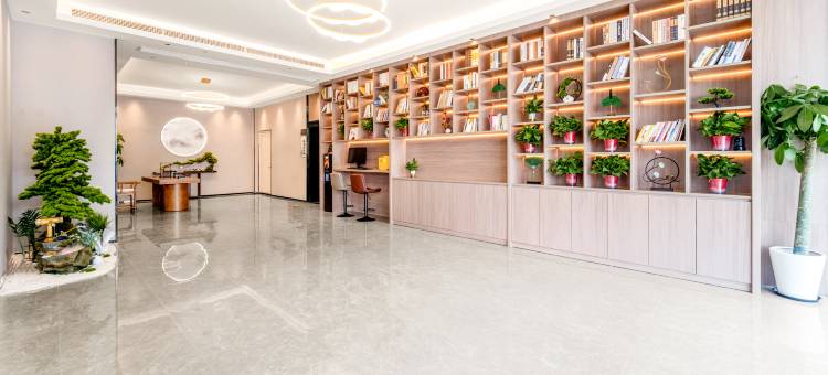世曼酒店(江阴滨江要塞景区中山公园店)图片