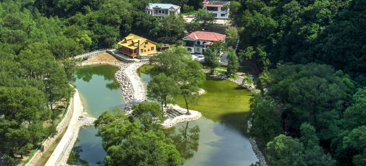 壶关红豆峡澳涞山庄图片