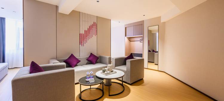 云霄君逸假日酒店图片