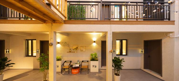 依方筱苑民宿(清明上河园西司夜市店)图片