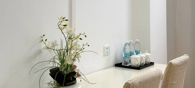 成都新欧尚商务酒店(郫县西站店)图片