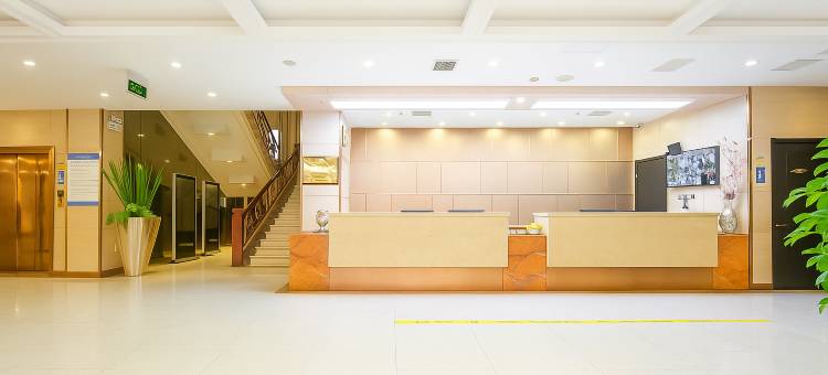 青岛美漾美宿酒店(黄岛区凤凰山路地铁站店)图片