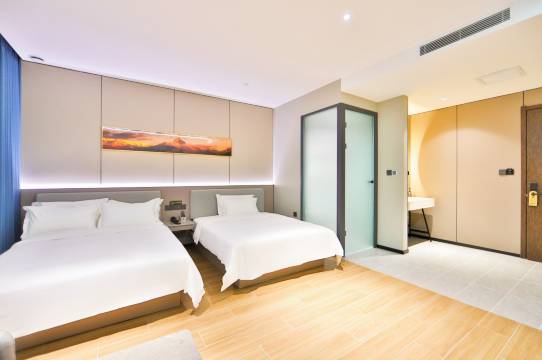 长春鑫发酒店(火车站上海路万达广场店)图片