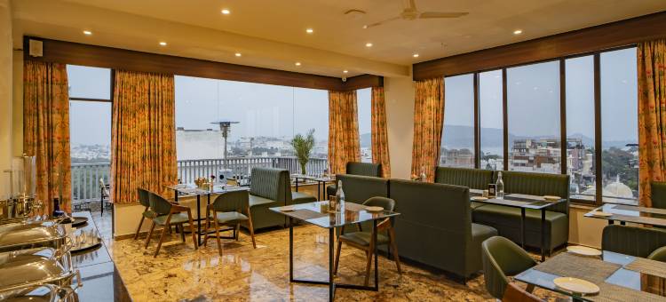 MAYA'S MANOR - A Luxury Lake View Boutique Hotel图片