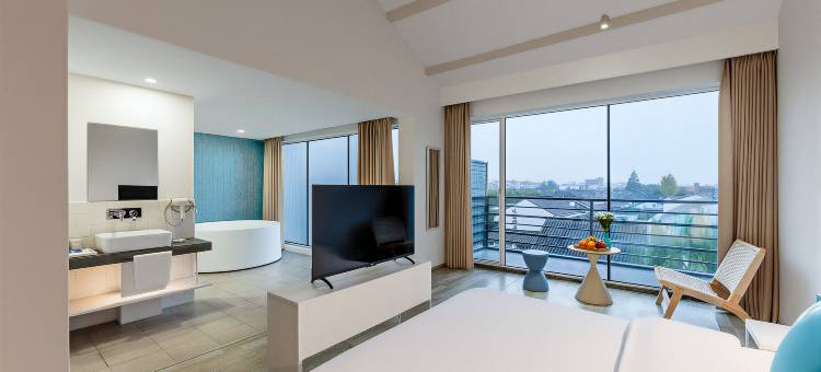 西塘·J浪漫河畔民宿(西塘古镇店)图片