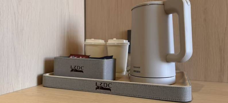 乐泽多彩酒店(辽宁建筑职业学院店)图片