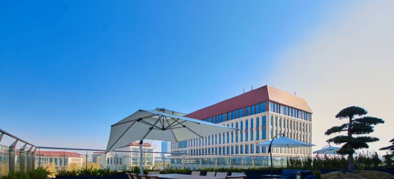 华夏湖畔度假酒店图片