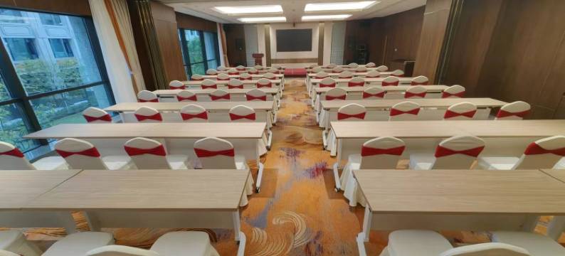 四季汇行政公寓(福州闽侯大学城厚庭地铁站店)图片