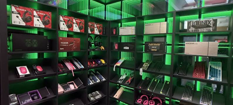 骏龙臻品电竞酒店(人民西路店)图片