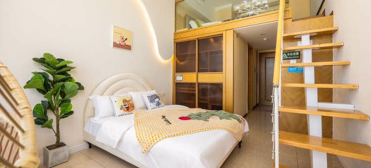 Crystal Bayview Hotel晶海湾海景公寓(威海站华发新天地店)图片
