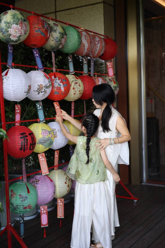 昆山花桥套房假日酒店(光明路地铁站店)图片