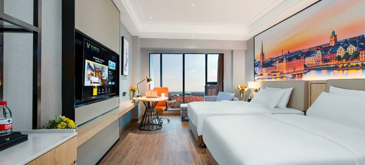 维也纳国际酒店(桂平西山景区北江湾店)图片