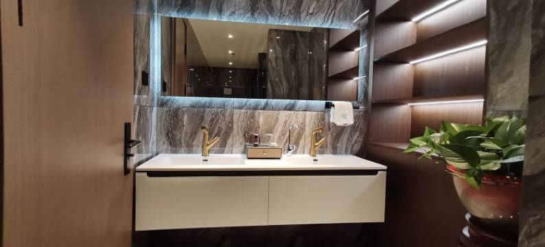 大连兴安宾馆(大连火车站中山广场地铁站店)图片