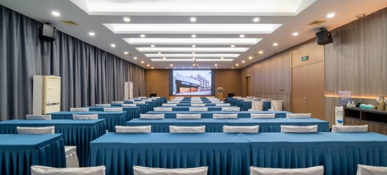 海外宾馆(上海五角场长海医院店)图片